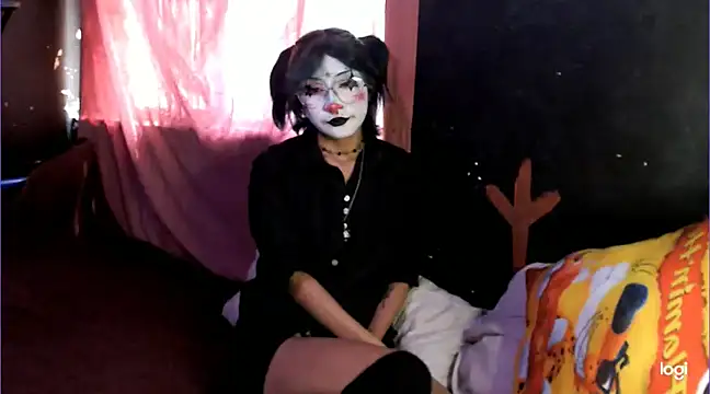 Sharkyu1 online show from 03-02-25, 07:45