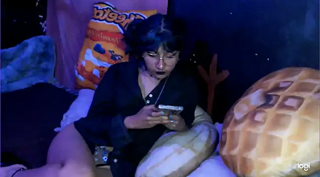 Sharkyu1 online show from 03-06-25, 03:13