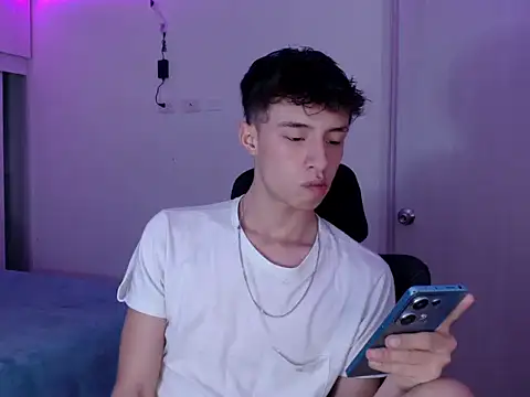 Snapshot of Juanmres chatting on 03-11-26, 07:53 Juanmres online show from 03-11-26, 07:53