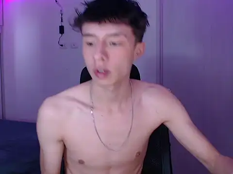 Snapshot of Juanmres chatting on 03-17-26, 07:50 Juanmres online show from 03-17-26, 07:50