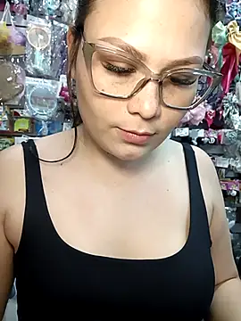 Vale Saenzz online show from 10-09-25, 06:28