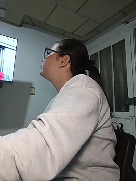 Vale Saenzz online show from 10-20-25, 12:11