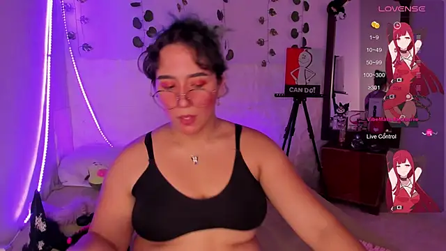 Snapshot of Ludovica6669 chatting on 02-26-25, 06:32 Ludovica6669 online show from 02-26-25, 06:32