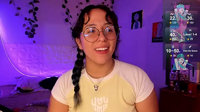 Snapshot of Ludovica6669 chatting on 03-14-25, 03:15 Ludovica6669 online show from 03-14-25, 03:15