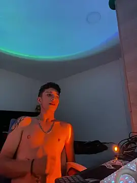 iKrofur online show from 01-31-25, 04:58