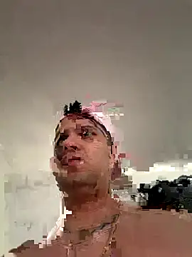 Snapshot of Rafi11 chatting on 11-17-25, 08:03 Rafi11 online show from 11-17-25, 08:03