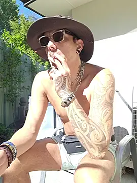 Snapshot of TAIZWRLD chatting on 11-13-25, 09:36 TAIZWRLD online show from 11-13-25, 09:36