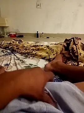 Snapshot of Moreno-32- chatting on 02-26-26, 02:32 Moreno-32- online show from 02-26-26, 02:32