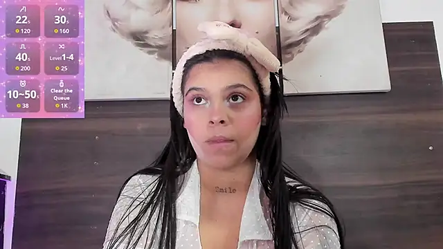 Snapshot of Emily_rivera78 chatting on 10-15-25, 03:50 Emily rivera78 online show from 10-15-25, 03:50