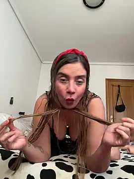 Snapshot of parejasex-ca chatting on 02-26-25, 10:15 parejasex-ca online show from 02-26-25, 10:15