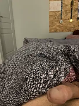 yannusgir33 online show from 01-29-25, 08:46