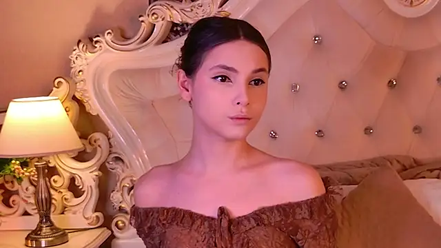 GIGI DAV online show from 10-23-25, 09:24