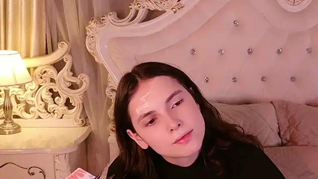 GIGI DAV online show from 01-18-26, 08:34