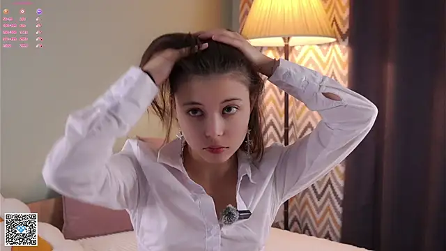 DarelleFare online show from 10-04-25, 11:19