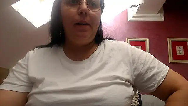 Wetandnaughtyxx online show from 06-16-26, 07:33