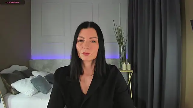 MonicaCheerful online show from 01-28-25, 06:49