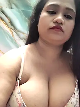 Snapshot of hornysania123 chatting on 10-18-25, 06:41 hornysania123 online show from 10-18-25, 06:41