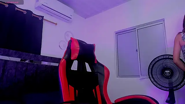 Nicol TransGirl online show from 09-25-25, 03:21