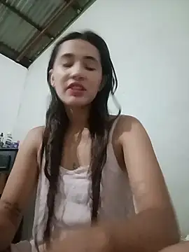 Snapshot of -Nicol chatting on 10-21-25, 10:05 -Nicol online show from 10-21-25, 10:05