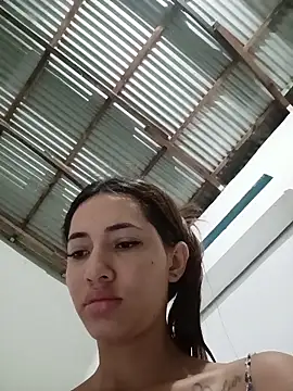 Snapshot of -Nicol chatting on 11-21-25, 10:03 -Nicol online show from 11-21-25, 10:03