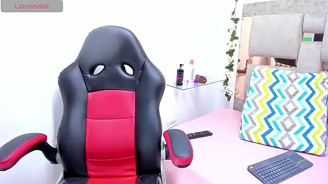 Simonetha lara online show from 01-31-25, 04:17