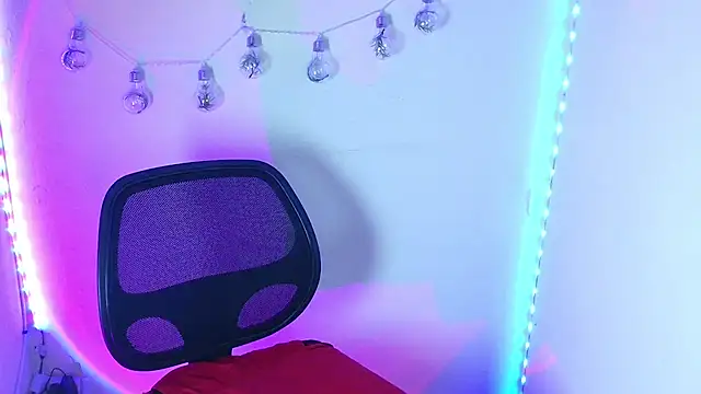 Snapshot of Lya1_ch chatting on 02-11-26, 09:20 Lya1 ch online show from 02-11-26, 09:20