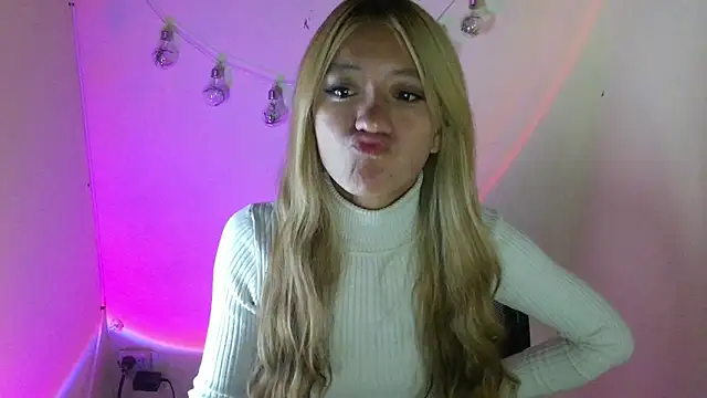 Snapshot of Lya1_ch chatting on 04-14-26, 10:16 Lya1 ch online show from 04-14-26, 10:16