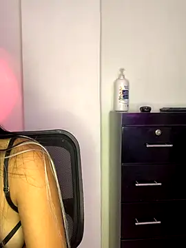 Miss karol online show from 10-18-25, 05:57