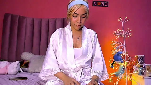 asami kimi online show from 02-13-25, 04:32