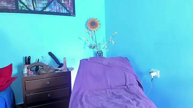 Snapshot of Daniel_08_8 chatting on 10-20-25, 08:42 Daniel 08 8 online show from 10-20-25, 08:42