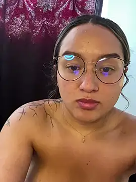 Snapshot of Iam_Cassi chatting on 02-16-25, 03:48 Iam Cassi online show from 02-16-25, 03:48