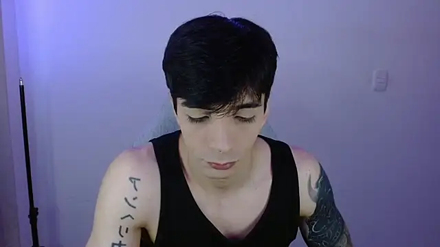 H3ll B0I online show from 03-26-26, 10:04