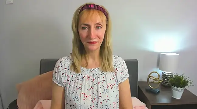 MargaretMilf69 online show from 02-08-25, 09:13