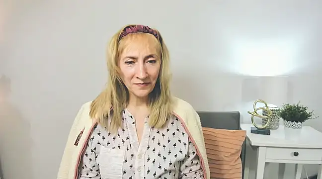 MargaretMilf69 online show from 02-13-25, 04:28