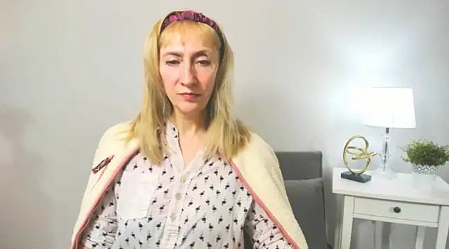 MargaretMilf69 online show from 02-19-25, 04:33