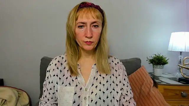 MargaretMilf69 online show from 02-25-25, 04:21