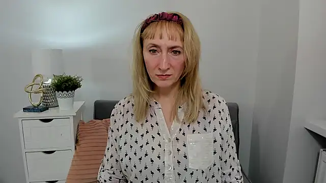 MargaretMilf69 online show from 03-09-25, 10:30