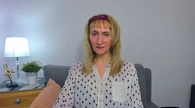 MargaretMilf69 online show from 03-10-25, 07:29