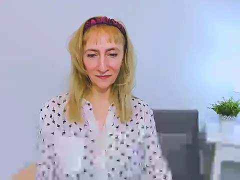 MargaretMilf69 online show from 03-17-25, 07:26