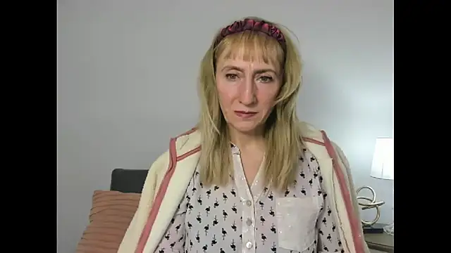 MargaretMilf69 online show from 03-20-25, 04:31