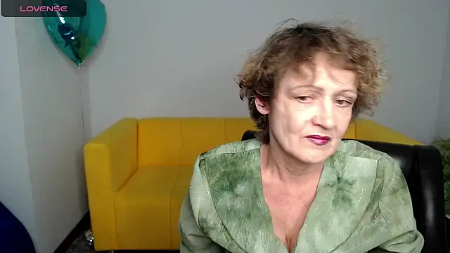 SexyGrandma  online show from 02-18-25, 04:26