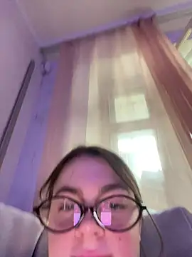DearAlise online show from 05-07-26, 10:42