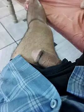 Snapshot of xmanrawan2 chatting on 10-11-25, 03:17 xmanrawan2 online show from 10-11-25, 03:17