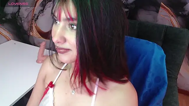 emily fox 3 online show from 03-13-25, 02:44