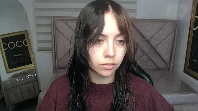 Hela v online show from 05-05-26, 12:13