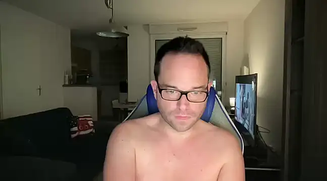 Funnyjul31 online show from 01-28-25, 05:46