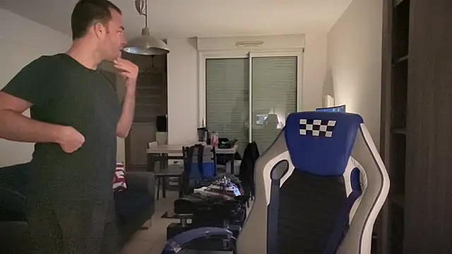 Funnyjul31 online show from 01-31-25, 07:29