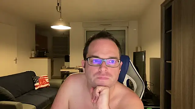 Funnyjul31 online show from 02-14-25, 07:12