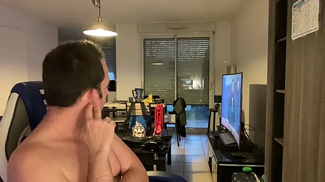 Funnyjul31 online show from 02-26-25, 05:50