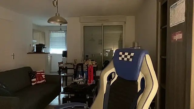 Funnyjul31 online show from 03-10-25, 05:50